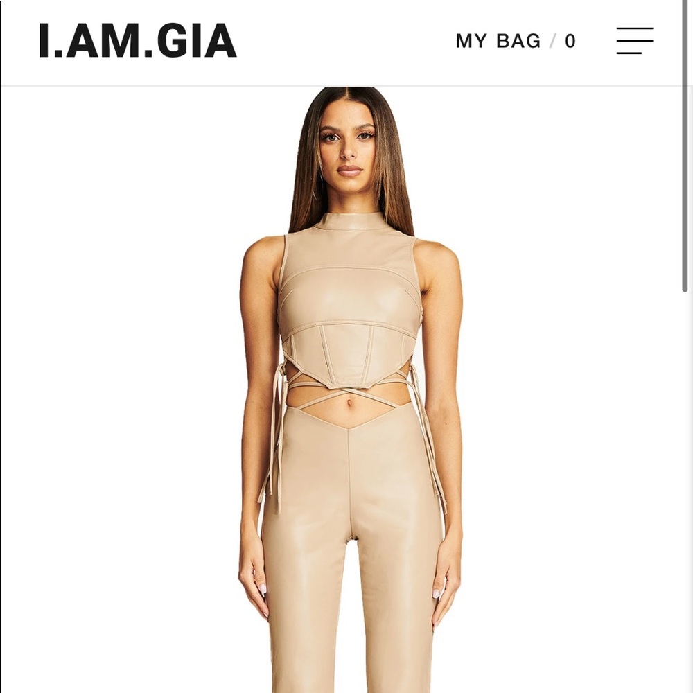 Evie Top- I Am Gia